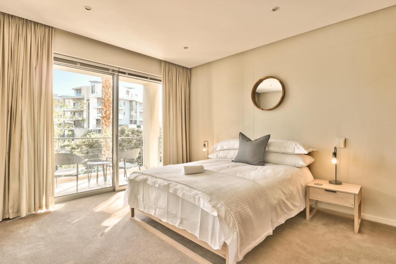 Elegant V&A Waterfront Canal Apartment 케이프타운 외부 사진