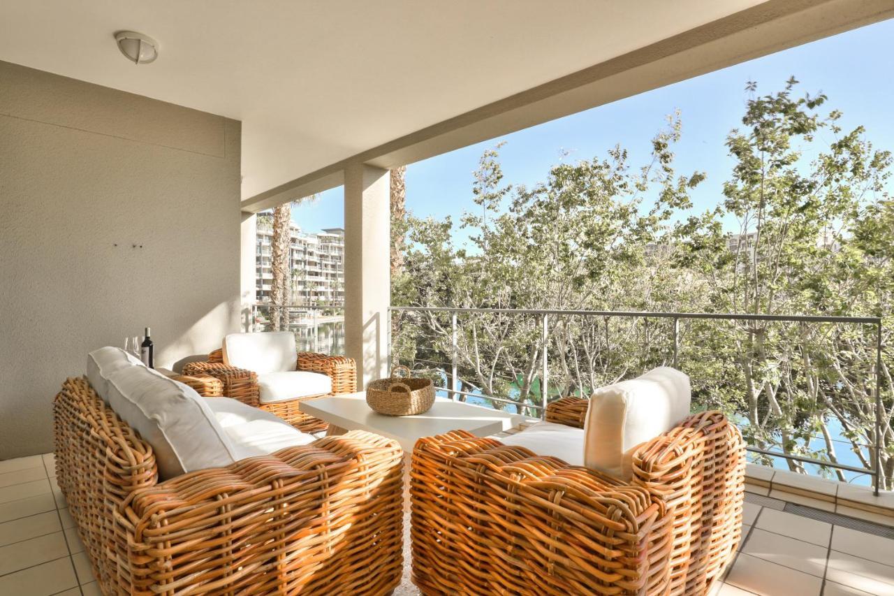 Elegant V&A Waterfront Canal Apartment 케이프타운 외부 사진