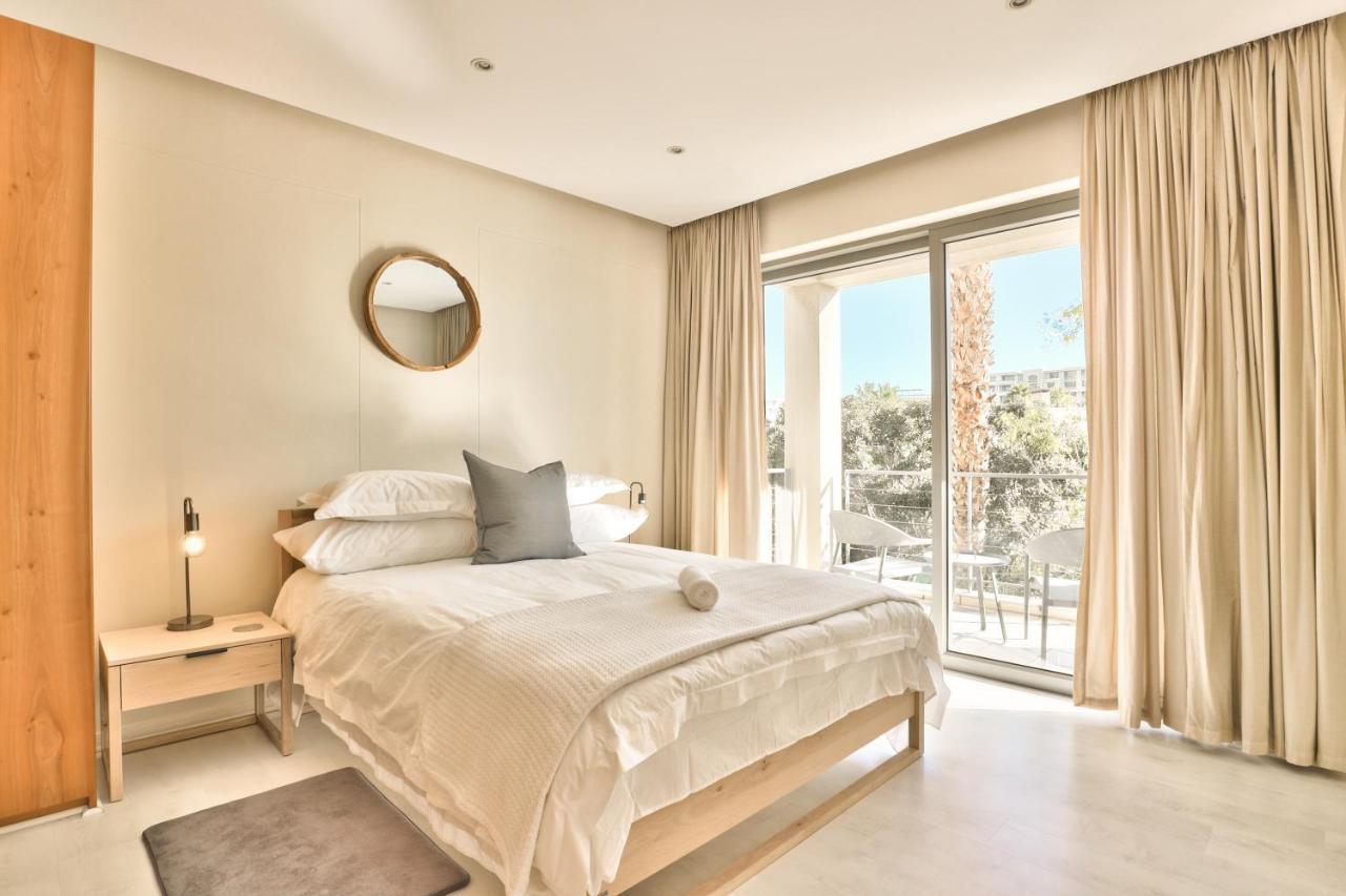 Elegant V&A Waterfront Canal Apartment 케이프타운 외부 사진